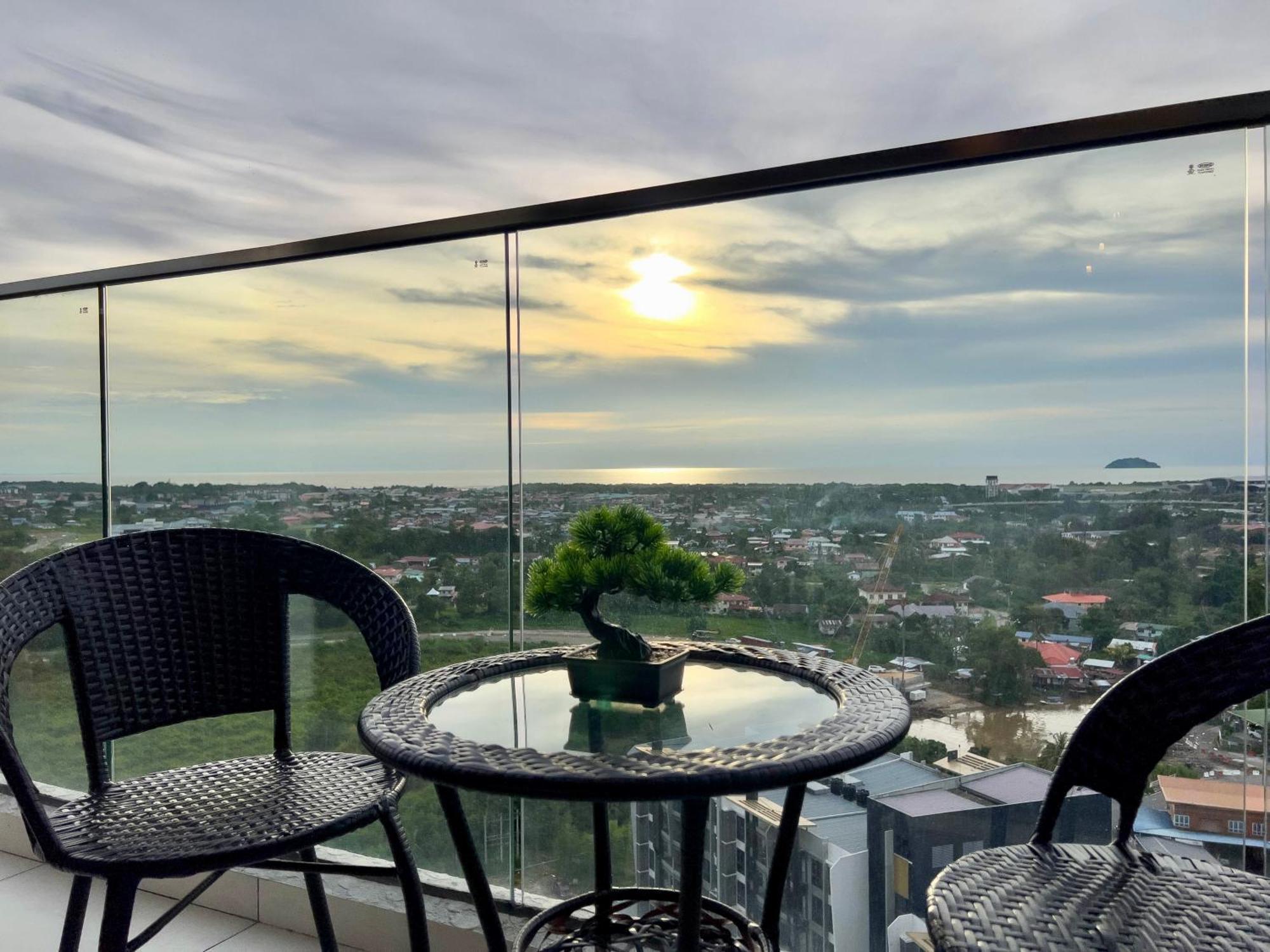 Hush Inn At K Avenue Kota Kinabalu Zewnętrze zdjęcie